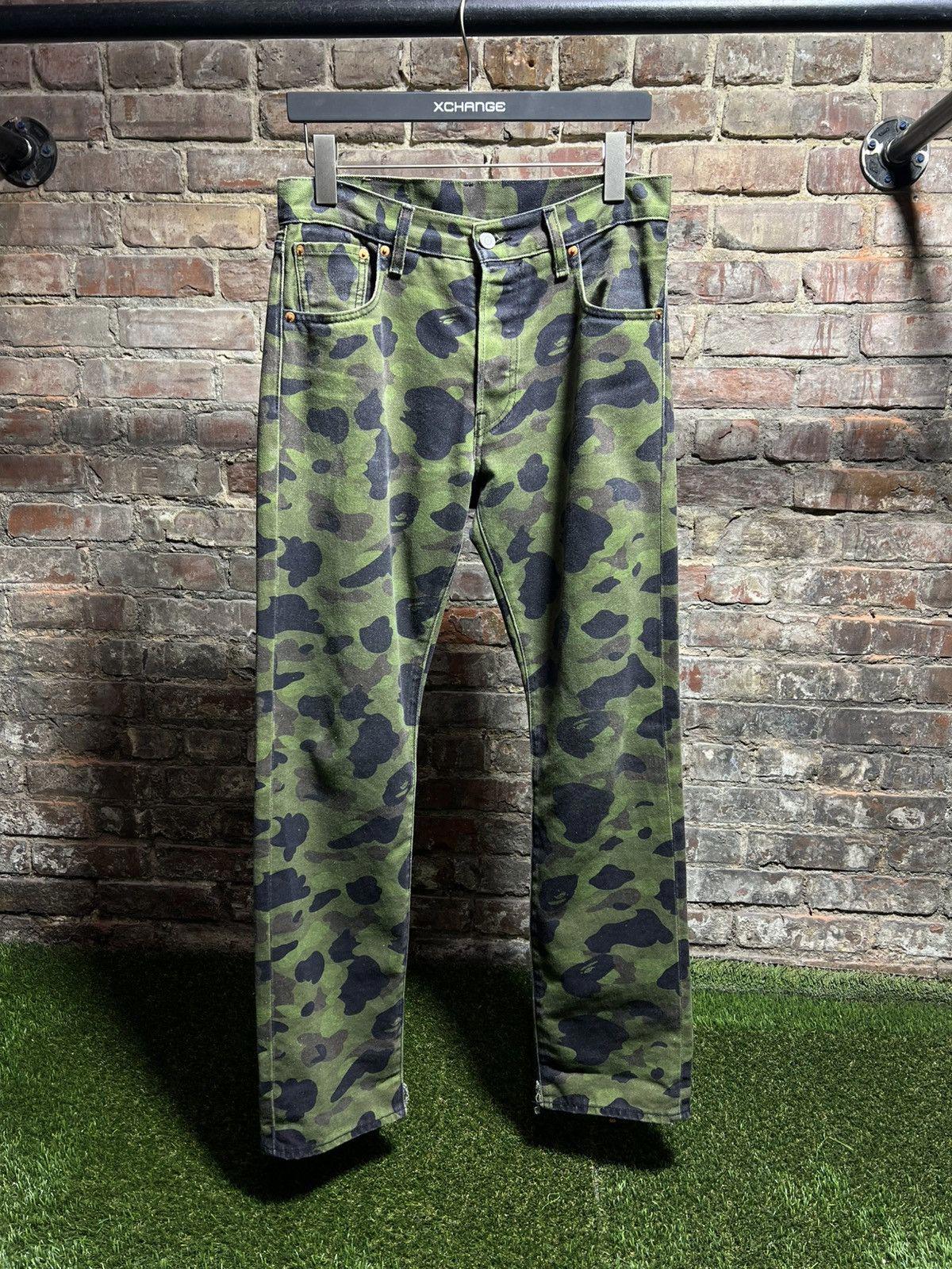 Bape Levi 501 Camo Jeans Sz. 30