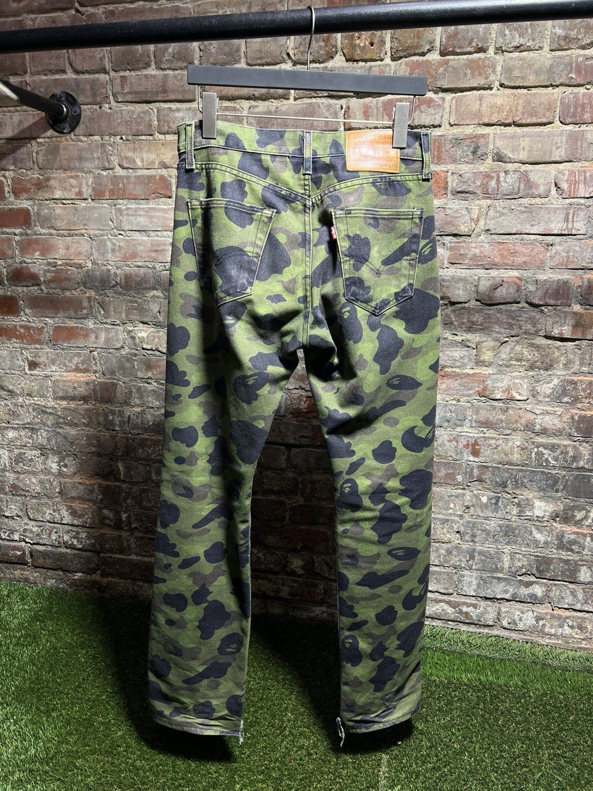 Bape Levi 501 Camo Jeans Sz. 30
