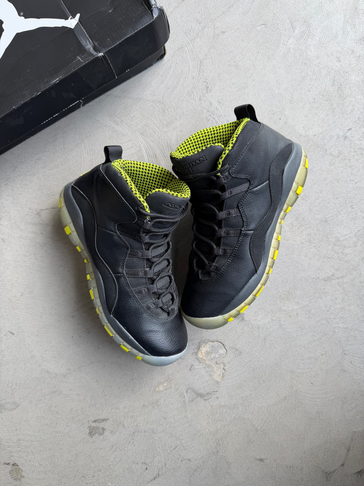 Jordan 10 Venom Sz. 7Y