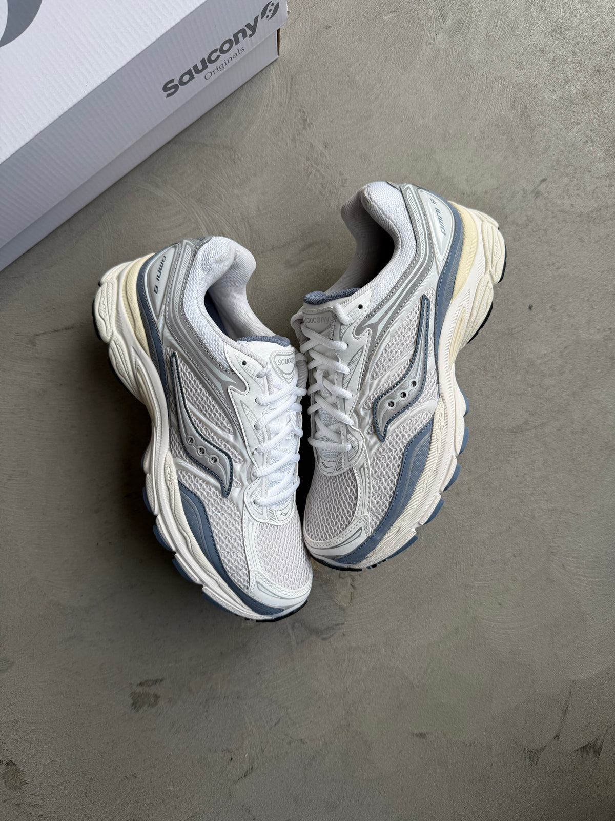 Saucony Program Omni 9 TMY Sz. 9.5