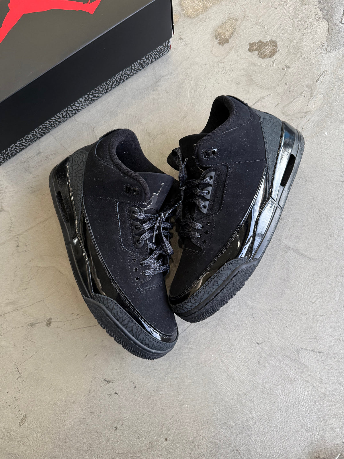 Jordan 3 Black Cat Sz. 14