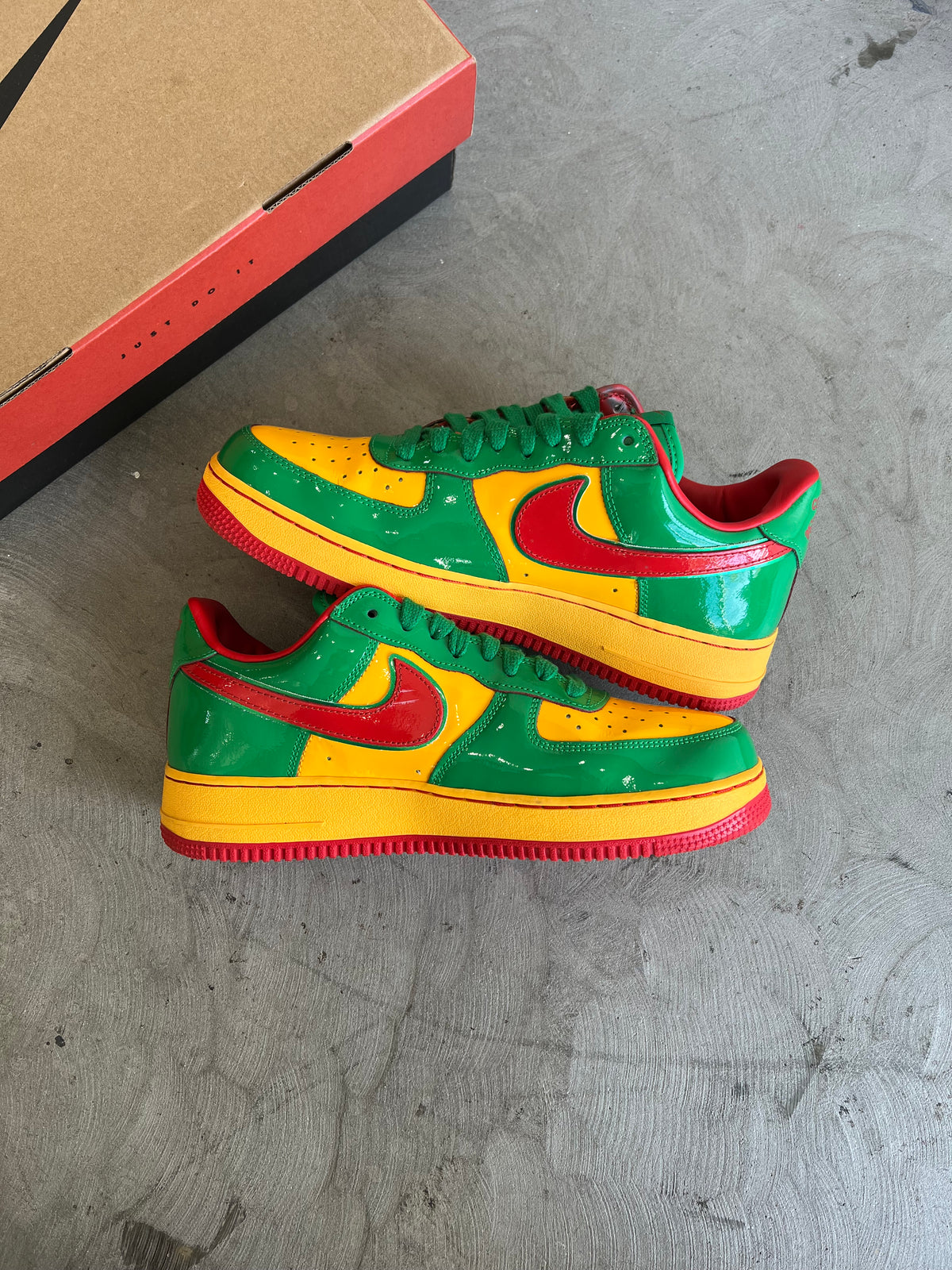 Lil Yachty x Nike Air Force 1 Lucky Green Sz. 10