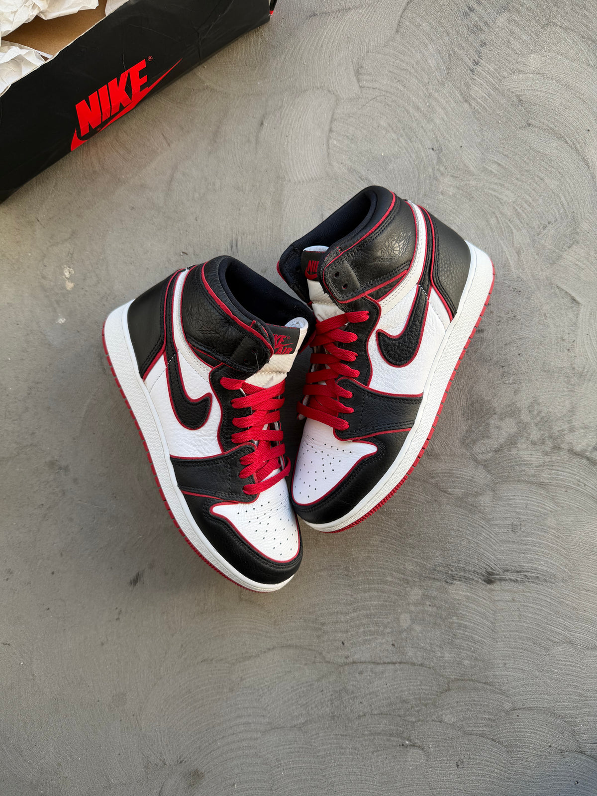 Jordan 1 Bloodline Sz. 8Y