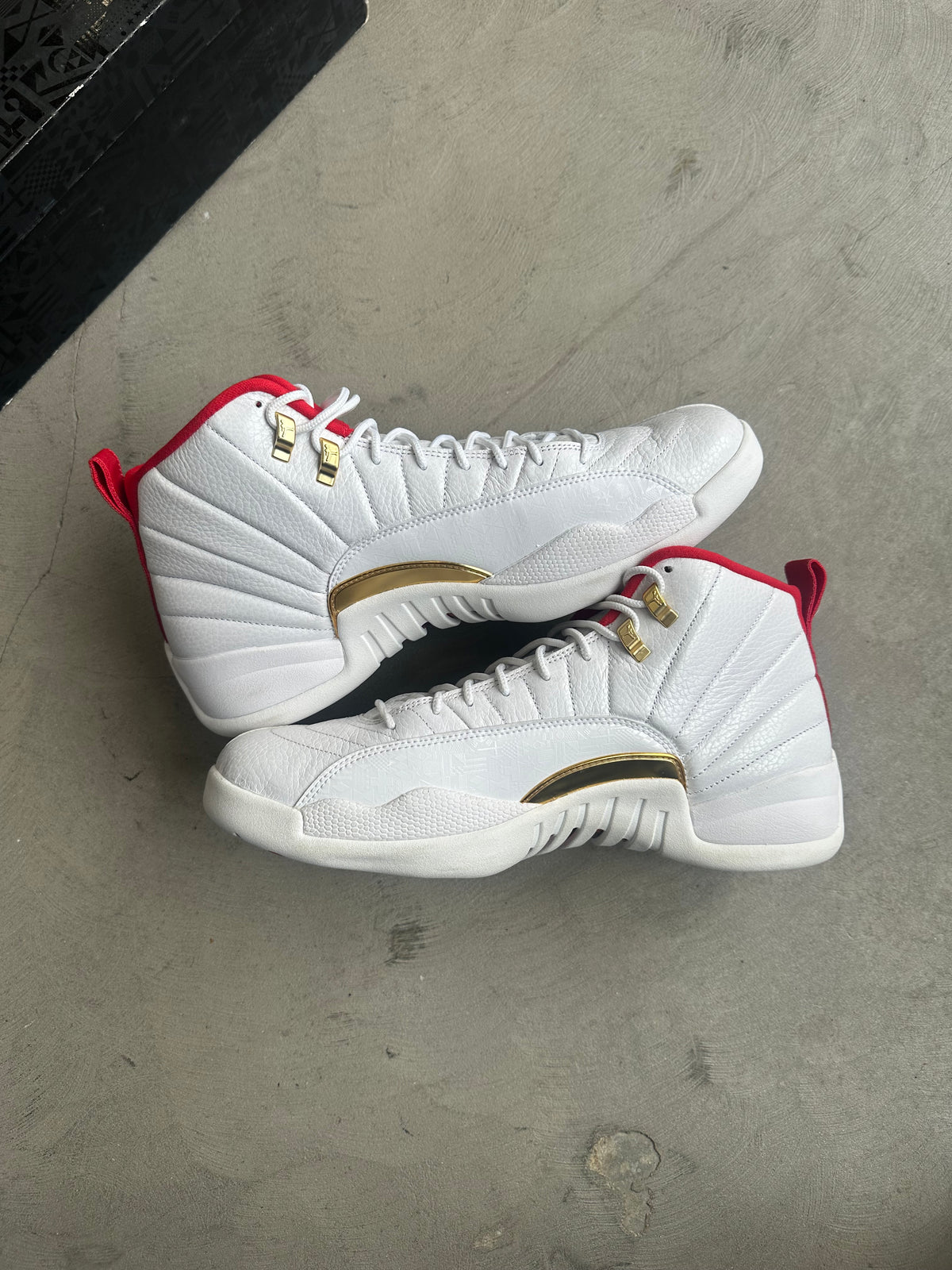 Jordan 12 Fiba Sz. 14