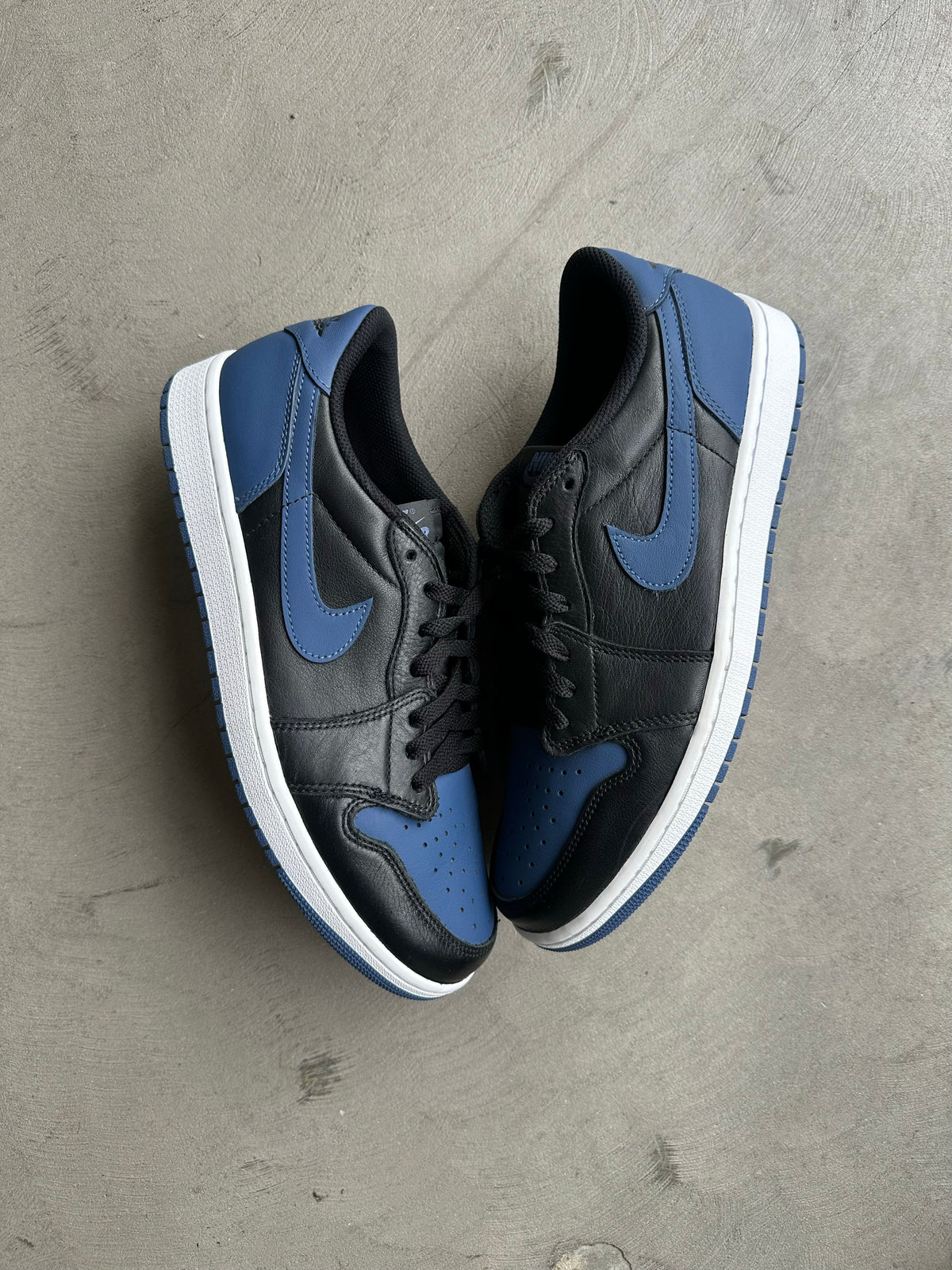 Jordan 1 Low Mystic Navy Sz. 11