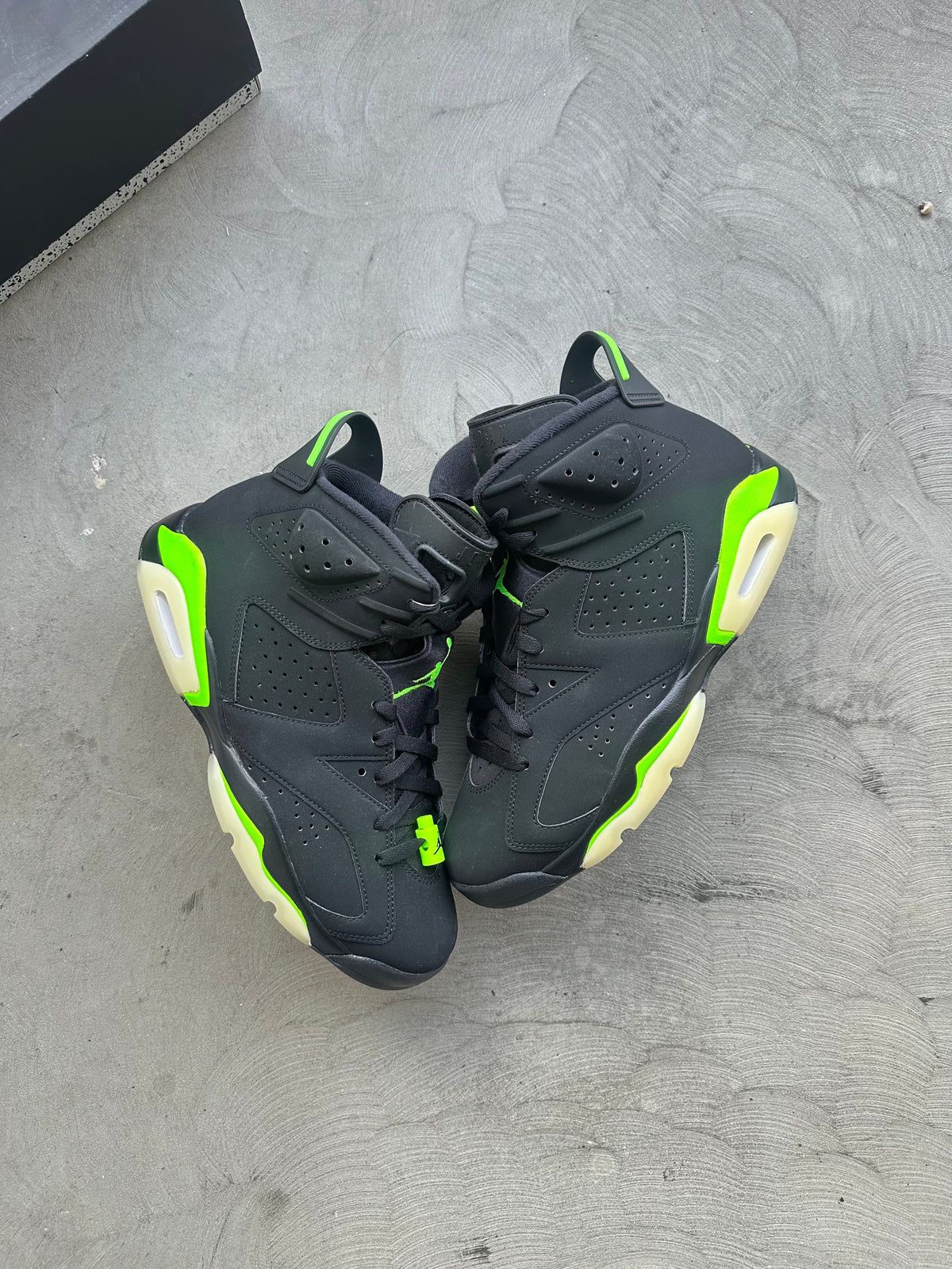 Jordan 6 Electric Green Sz. 10