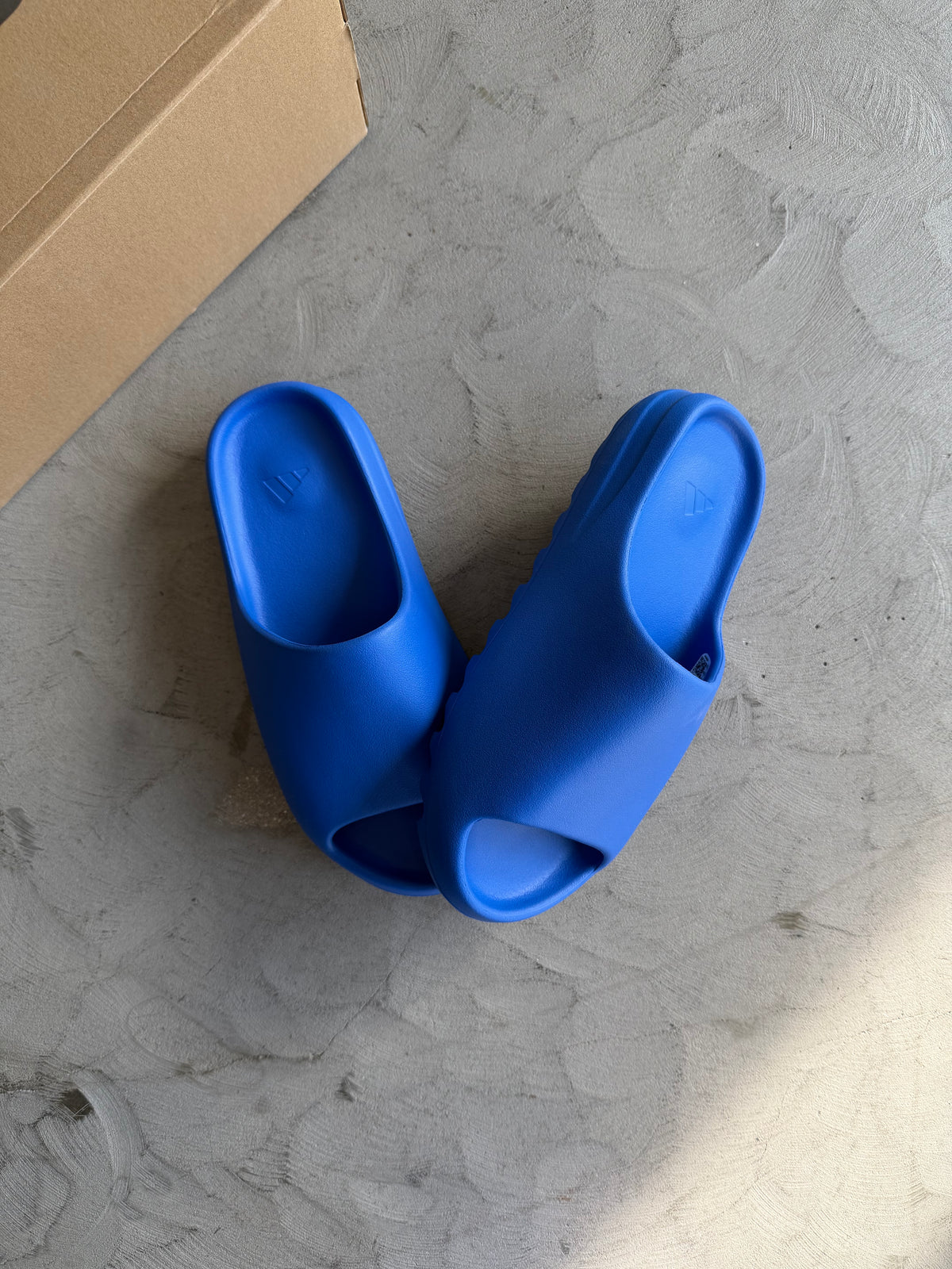 Yeezy Slide Azure Sz. 12