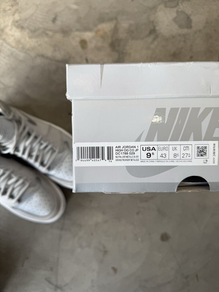 Jordan 1 Co.Jp Metallic Sz. 9.5