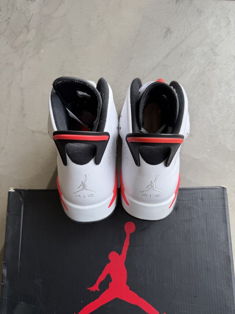 Jordan 6 White Infrared Sz. 9.5