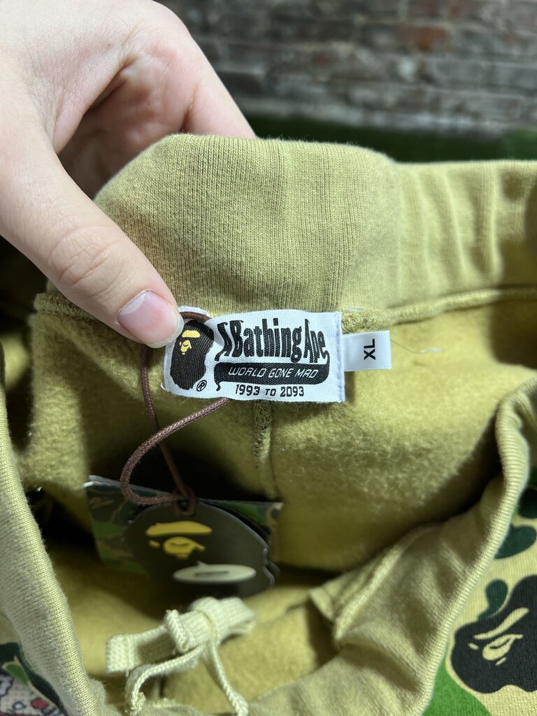 BAPE ABC Camo Crystal Apehead Sweatpants Green Sz. XL