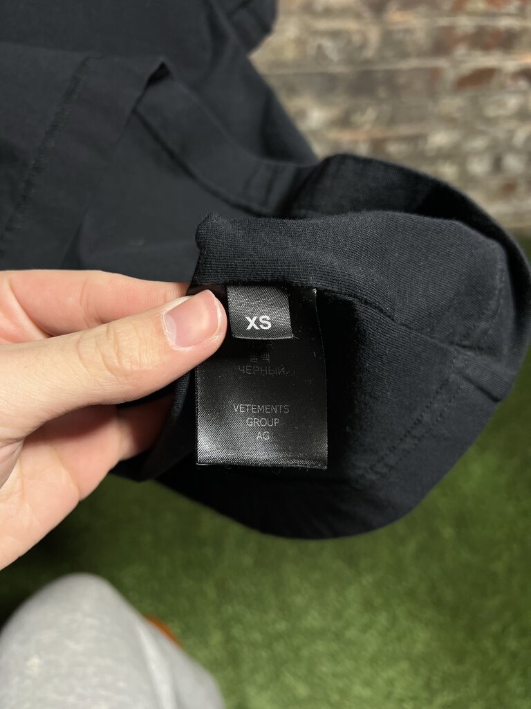 Vetements Reverse Stitch Tee Sz. M