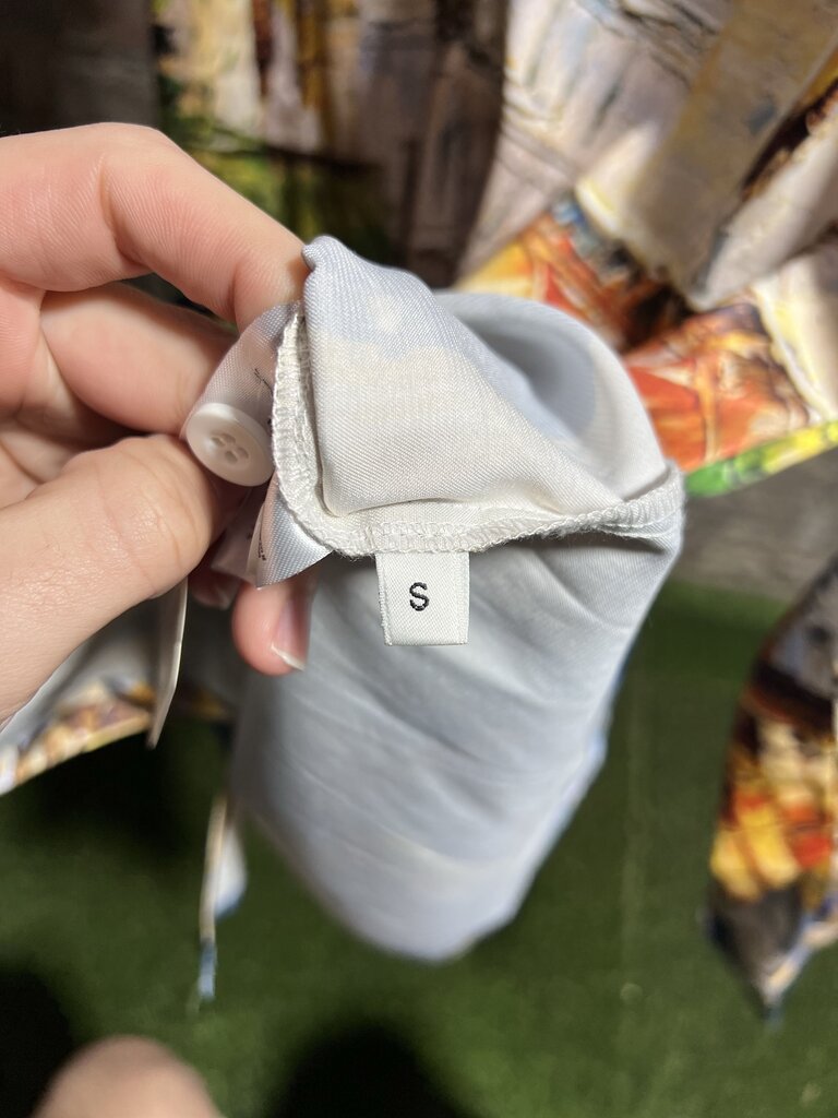 Flâneur Homme Silk Painted Button Up Sz. S
