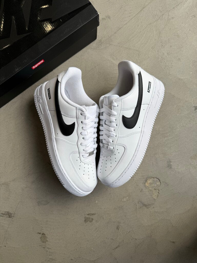 Supreme x Nike AF1 Low White/Black Sz. 9.5