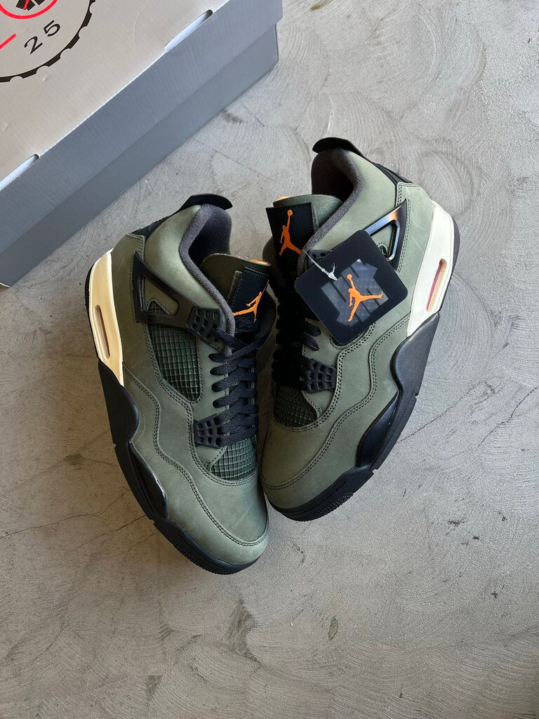 Undefeated x Jordan 4 Sz. 11.5