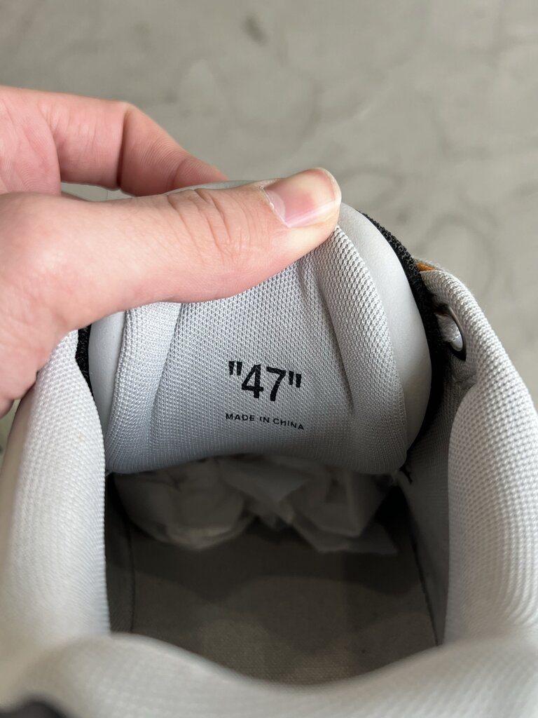 Off-White Out-Of-Office Sneaker Grey/Black Sz. 47