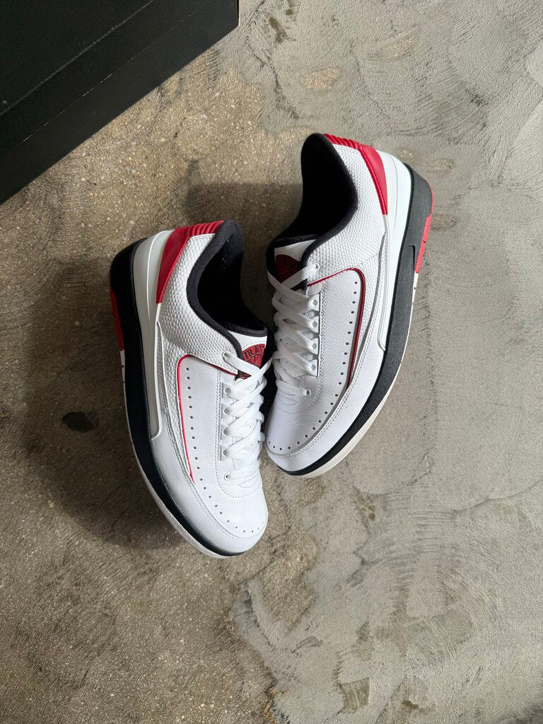 Jordan 2 Low Chicago Sz. 10