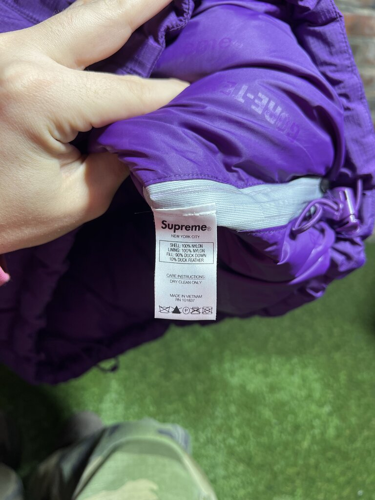 Supreme Purple Gortex Purple Puffer Sz. M