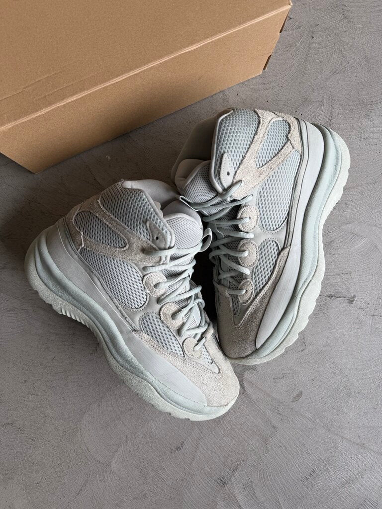 Yeezy Desert Boots Salt sz. 10.5