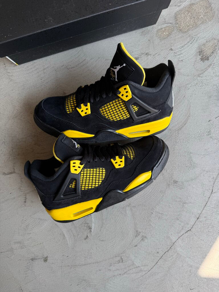 Jordan 4 Thunder sz. 7Y
