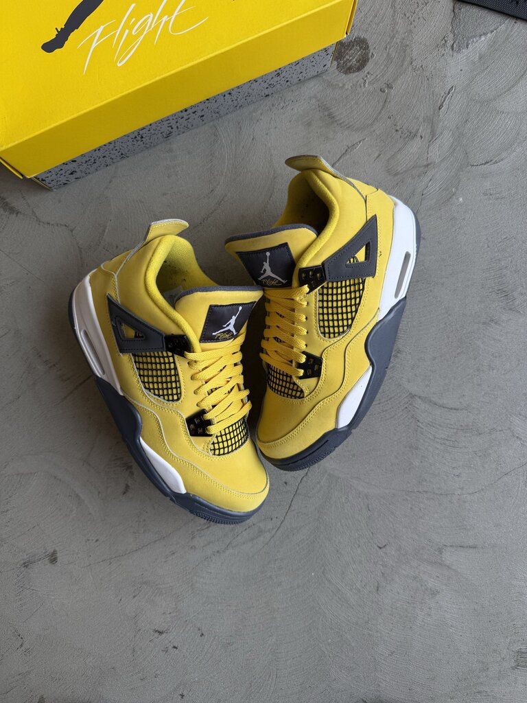 Jordan 4 Lightning sz. 7Y