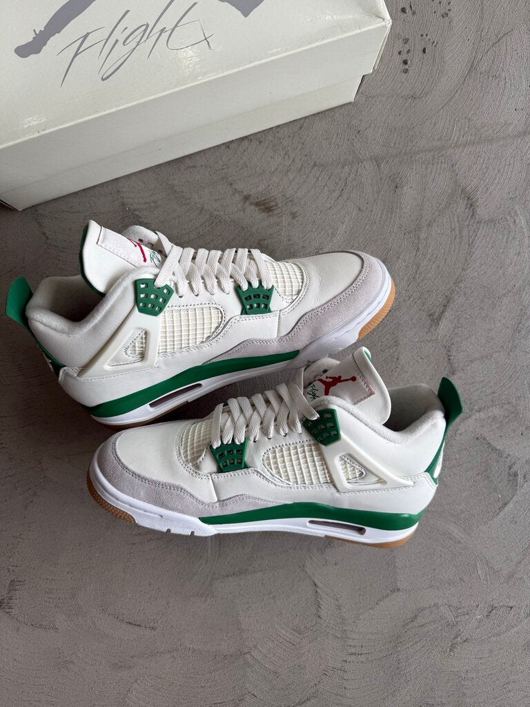 Jordan 4 SB Pine Green sz. 8