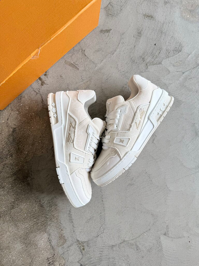 Louis Vuitton Beige Trainer sz. 8