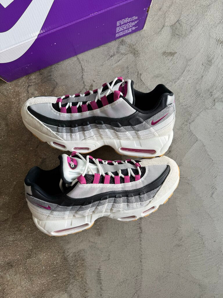 Nike SB Air Max Fuschia Sz. 12