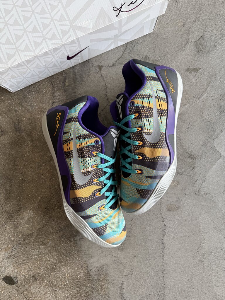 Kobe 9 EM Low Unleashed sz. 12