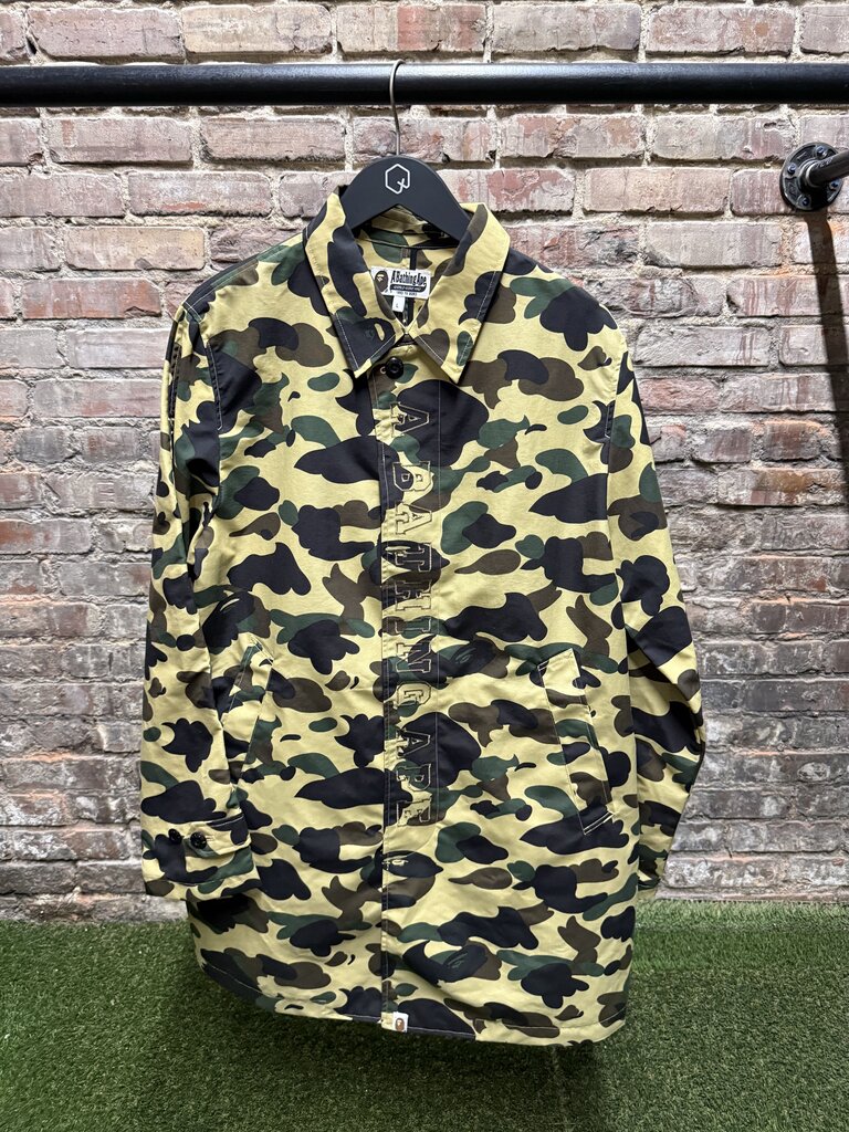 A Bathing Ape Camo Jacket sz. L