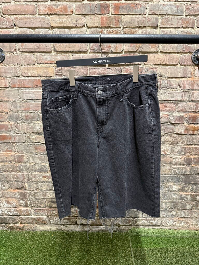 Vintage Black Old Navy Denim Shorts Sz. 36