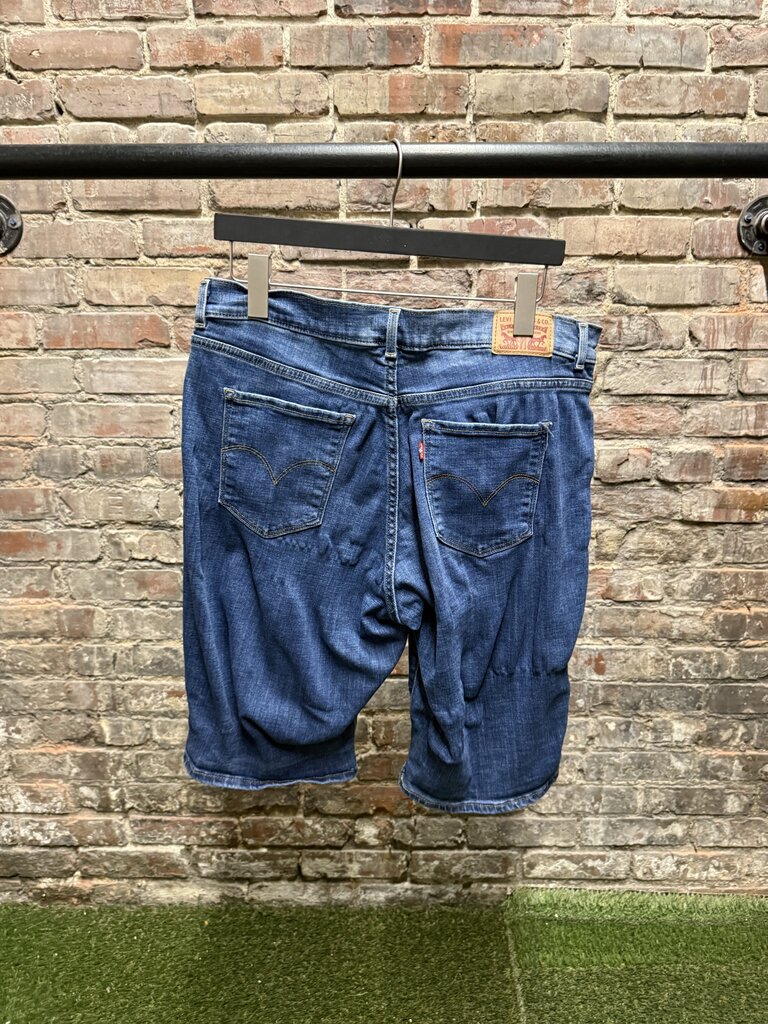 Vintage Womens Blue Denim Levi Shorts Sz. 32
