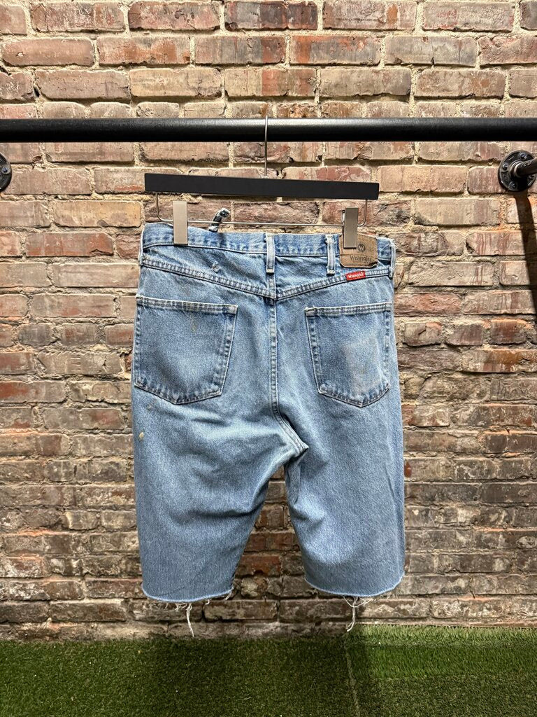 Vintage Wrangler Denim Blue Light Wash Shorts Sz. 36