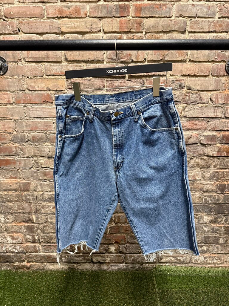 Vintage Wrangler Denim Blue Light Wash Shorts Sz. 35
