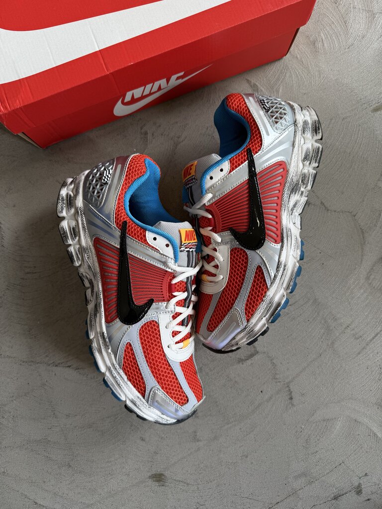 Nike Vomero Gundam sz. 9.5