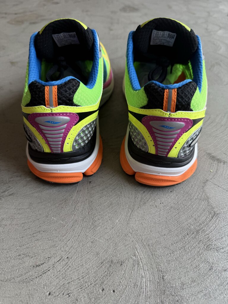Saucony ProGrid Triumph 4 WestSide Gunn sz. 10.5