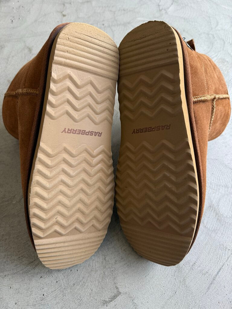 GV Gallery Raspberry Hills Boots sz. 13 (no box)