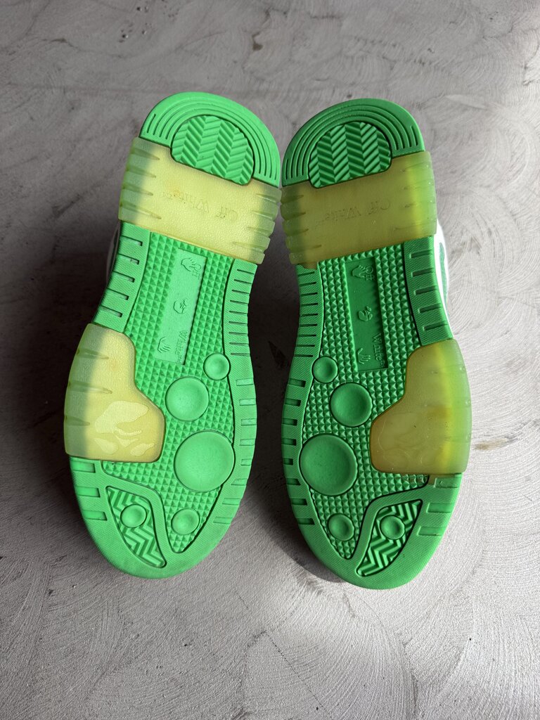Off-White Of Office White/Green Sz. 40