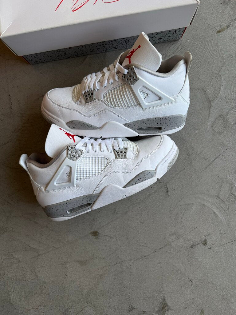 Jordan 4 White Oreo Sz. 10.5