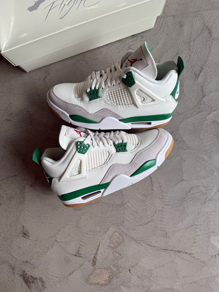 Nike X Jordan 4 SB Pine Sz. 9