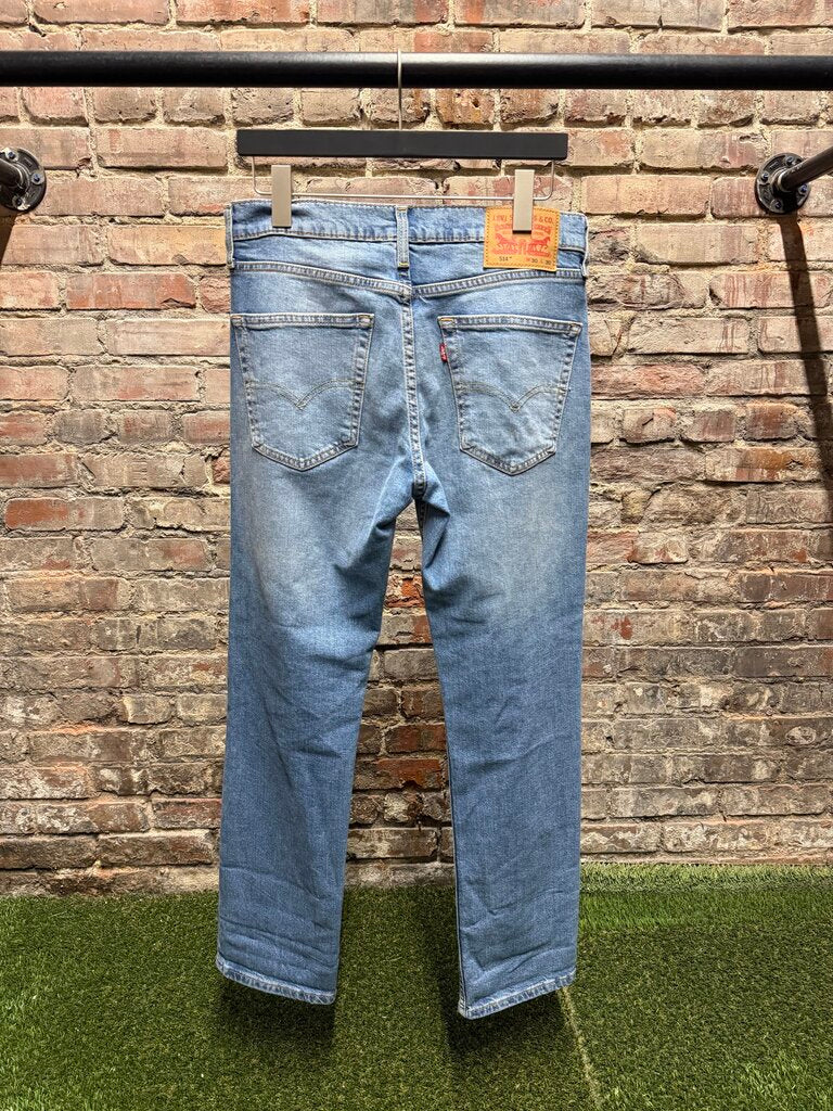 Vintage Levi Light Wash Jeans Sz. 30