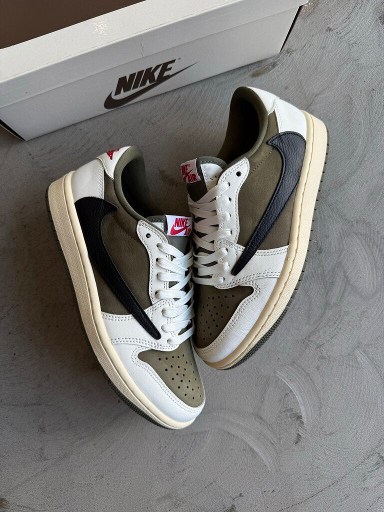 Travis Scott x Jordan 1 Olive sz. 6