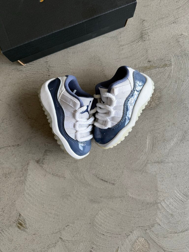 Jordan 11 Diffused Blue sz. 5c