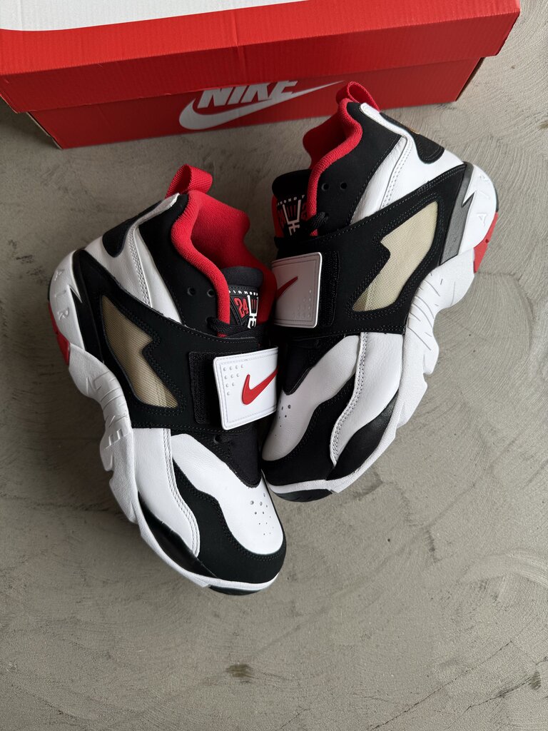 Nike Air Diamond Turf 49ers sz. 10