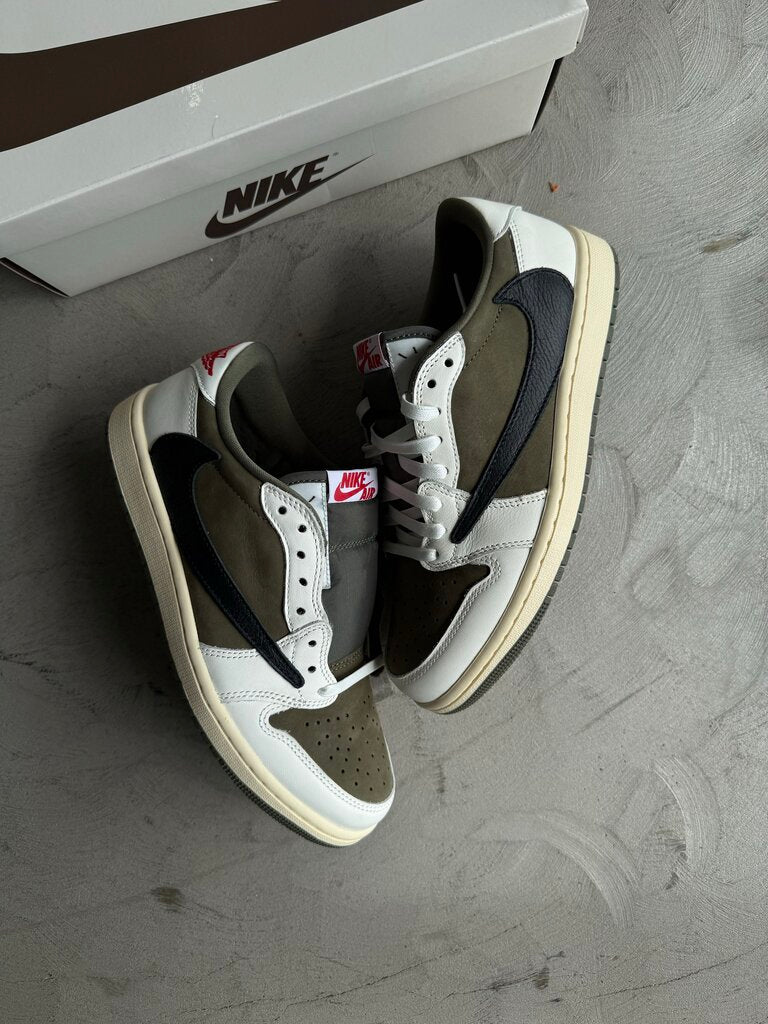Travis Scott x Jordan 1 Olive sz. 8.5