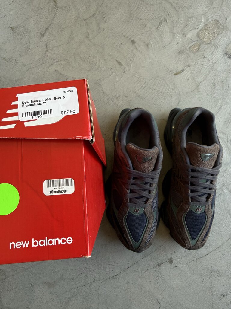 New Balance 9060 Beef & Broccoli sz. 12
