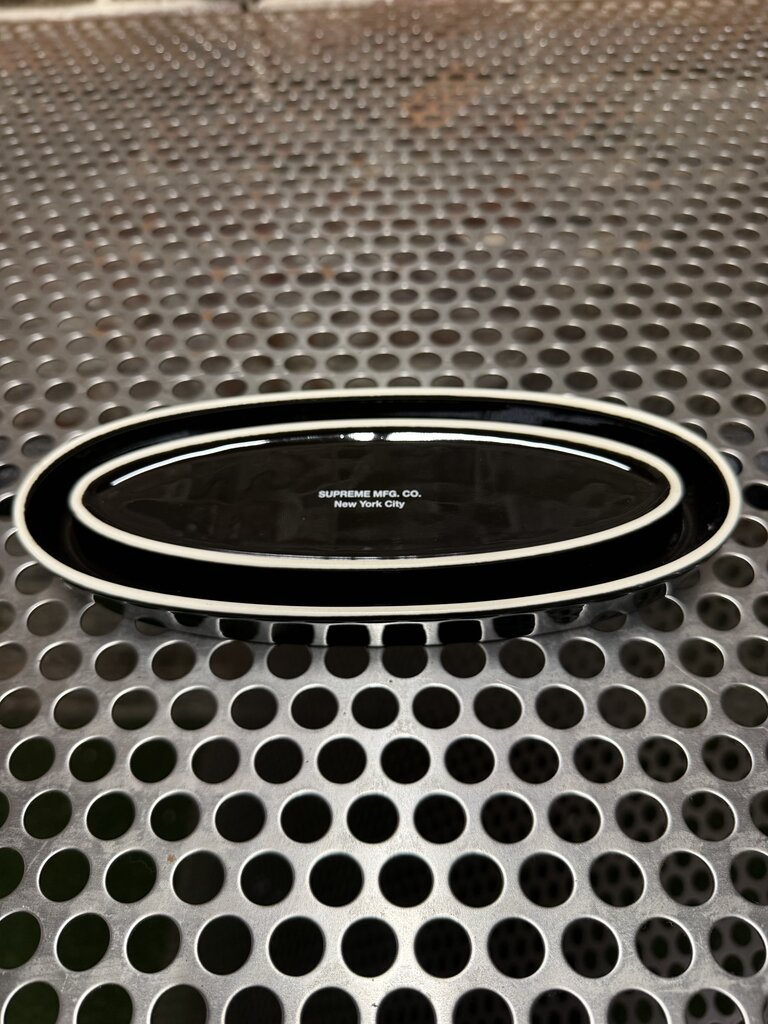 Supreme Oval Tray Blk