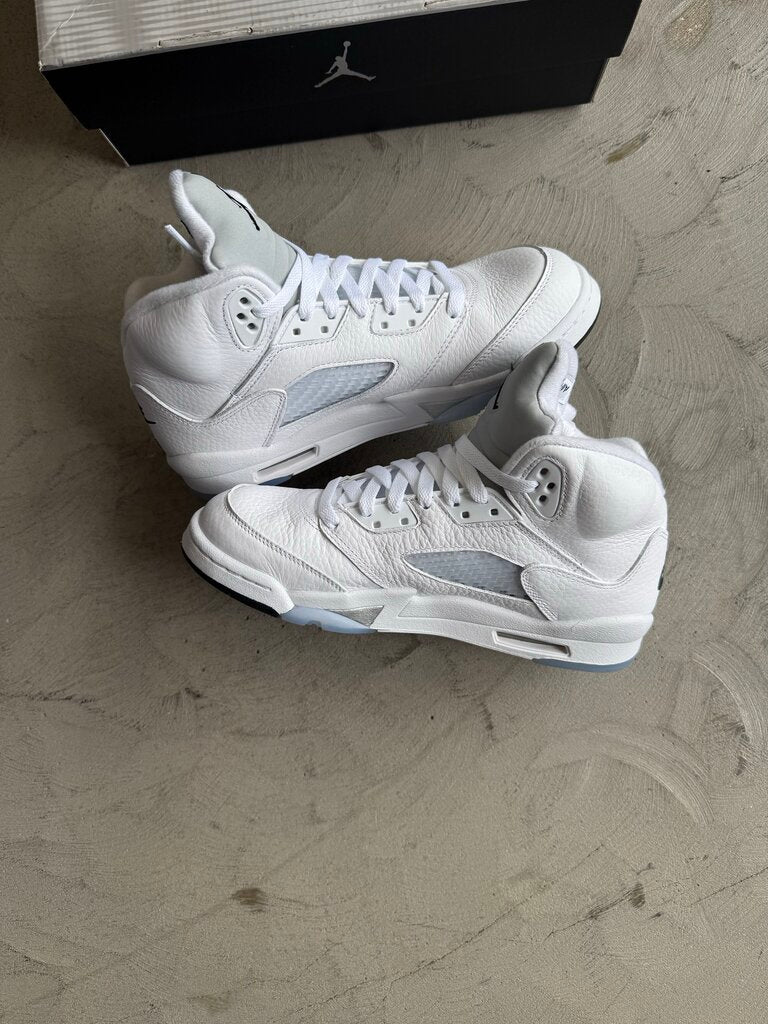 Jordan 5 White Metallic sz. 7Y