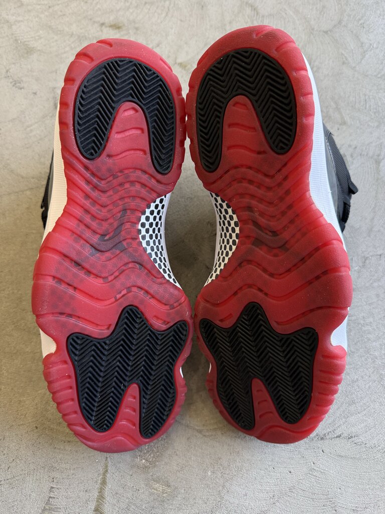 Jordan 11 Bred (2019) sz. 13