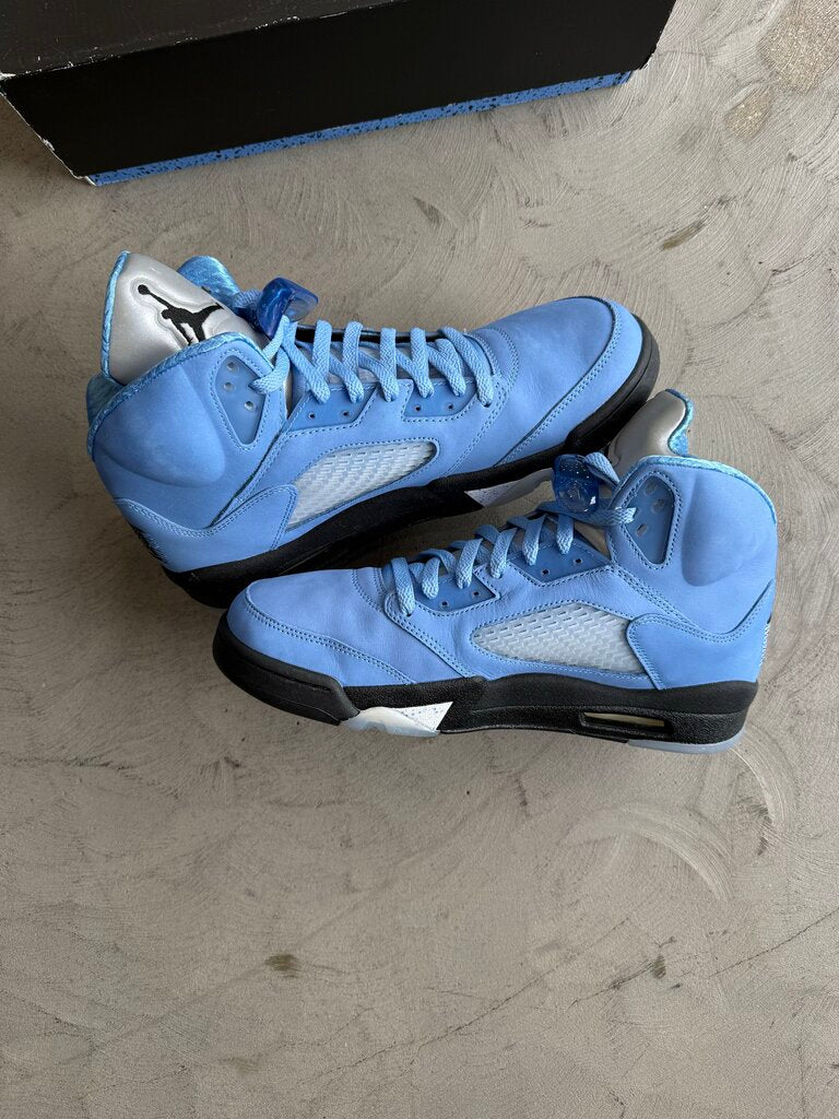 Jordan 5 UNC University Blue sz. 12