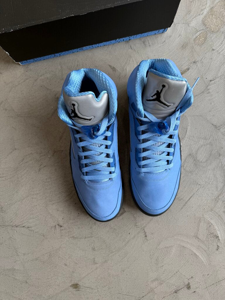 Jordan 5 UNC University Blue sz. 12